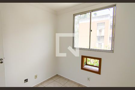 quarto 1 de apartamento para alugar com 2 quartos, 54m² em Pechincha, Rio de Janeiro