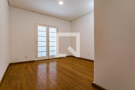 Quarto 1 de casa para alugar com 3 quartos, 120m² em Jardim Armenia, Mogi das Cruzes