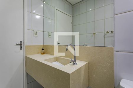 Banheiro/Quarto 2 de casa para alugar com 3 quartos, 120m² em Jardim Armenia, Mogi das Cruzes