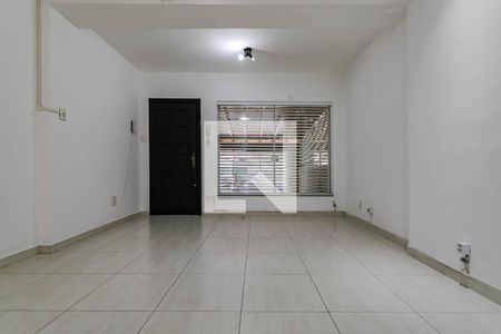 Sala de casa para alugar com 3 quartos, 120m² em Jardim Armenia, Mogi das Cruzes