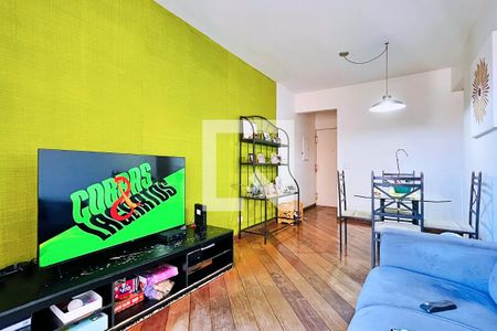 Sala de apartamento à venda com 3 quartos, 76m² em Vila Camargos, Guarulhos