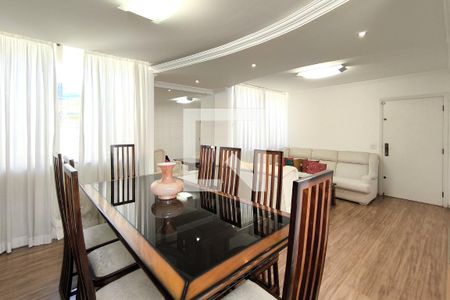 Sala de casa à venda com 4 quartos, 412m² em Vila Vianelo, Jundiaí