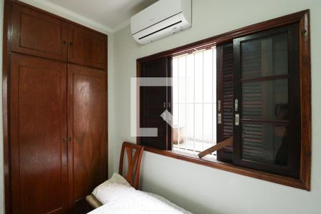 Quarto 1 de casa à venda com 3 quartos, 225m² em Jardim Sonia, São Paulo