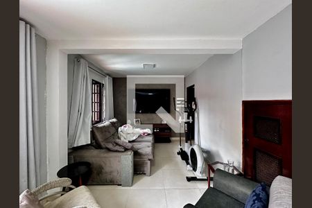 Sala de casa à venda com 3 quartos, 250m² em Vila Cruzeiro, São Paulo