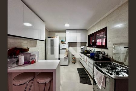 Cozinha  de casa à venda com 3 quartos, 250m² em Vila Cruzeiro, São Paulo