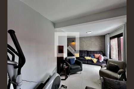 Sala de casa à venda com 3 quartos, 250m² em Vila Cruzeiro, São Paulo