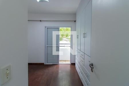 Suíte de casa de condomínio para alugar com 3 quartos, 90m² em Paisagem Renoir, Cotia