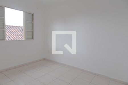 Quarto 2 de apartamento para alugar com 2 quartos, 45m² em Parque Industrial Cumbica, Guarulhos