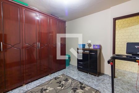 Quarto 2 de casa à venda com 3 quartos, 200m² em Quitaúna, Osasco