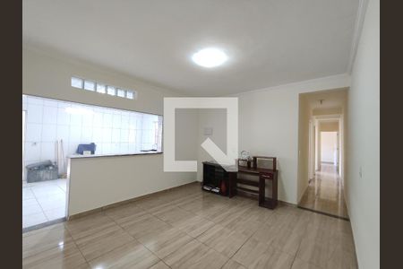 Sala de casa para alugar com 3 quartos, 90m² em Vila Santa Margarida, Ferraz de Vasconcelos