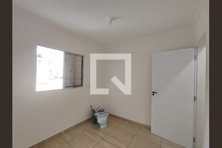 Quarto 1 de casa para alugar com 3 quartos, 90m² em Vila Santa Margarida, Ferraz de Vasconcelos