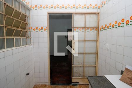 Cozinha de apartamento à venda com 3 quartos, 104m² em Santo Antônio, Belo Horizonte