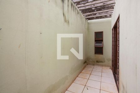 Jardim de Inverno de casa para alugar com 4 quartos, 173m² em Planalto, Uberlândia