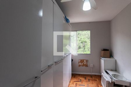 Quarto 1 de apartamento para alugar com 2 quartos, 54m² em Grajaú, Rio de Janeiro