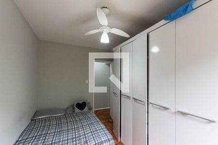 Quarto 1 de apartamento para alugar com 2 quartos, 54m² em Grajaú, Rio de Janeiro