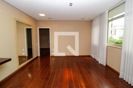 Sala de apartamento para alugar com 3 quartos, 160m² em Santo Antônio, Belo Horizonte