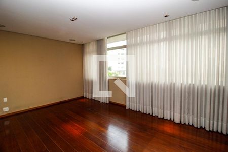 Sala de apartamento para alugar com 3 quartos, 160m² em Santo Antônio, Belo Horizonte