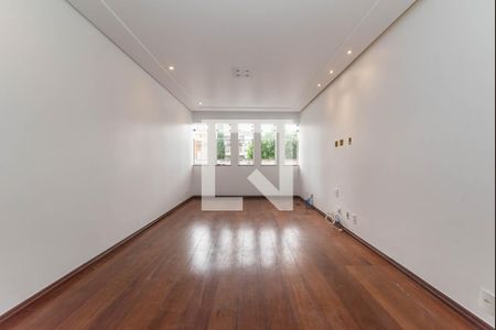 Sala de casa à venda com 3 quartos, 217m² em Bosque da Saúde, São Paulo