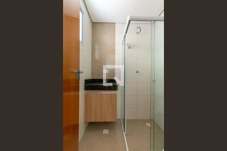 Banheiro de apartamento para alugar com 1 quarto, 46m² em Vila Esperança, São Paulo