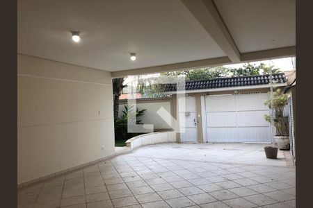 Casa para alugar com 4 quartos, 285m² em Vila Irmaos Arnoni, São Paulo