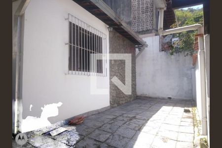 Casa à venda com 4 quartos, 200m² em Charitas, Niterói