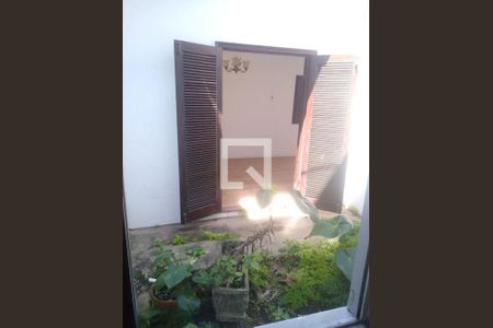 Casa à venda com 4 quartos, 200m² em Charitas, Niterói