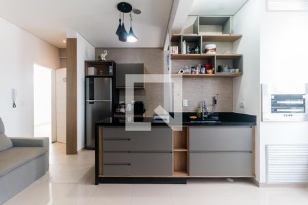 Sala/Quarto de kitnet/studio para alugar com 1 quarto, 42m² em Loteamento Mogilar, Mogi das Cruzes