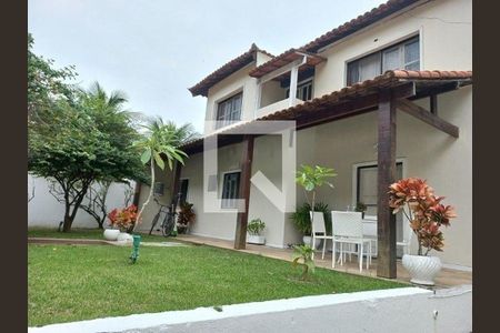 Casa à venda com 4 quartos, 600m² em Jacarepaguá, Rio de Janeiro