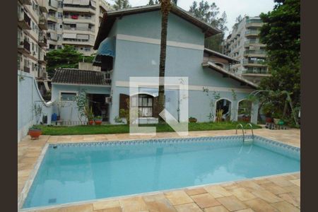 Casa à venda com 4 quartos, 484m² em Freguesia (Jacarepaguá), Rio de Janeiro