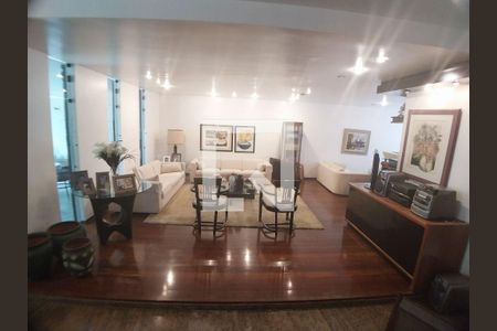 Casa à venda com 4 quartos, 381m² em São Francisco, Niterói