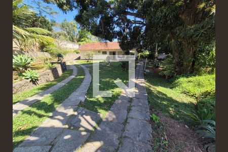 Casa à venda com 4 quartos, 200m² em Itaipu, Niterói