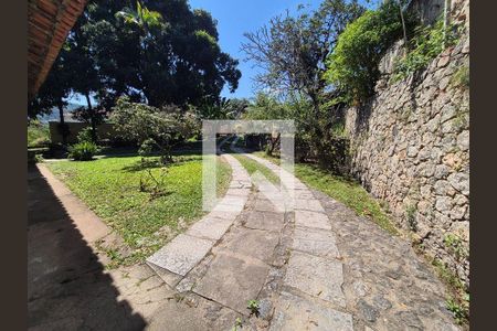 Casa à venda com 4 quartos, 200m² em Itaipu, Niterói