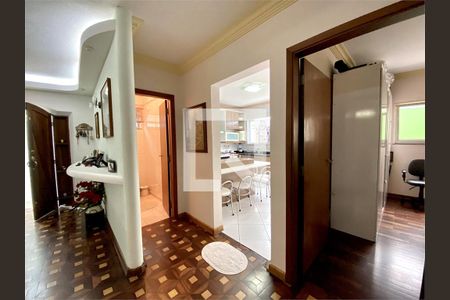 Casa à venda com 3 quartos, 225m² em Campo Belo, São Paulo