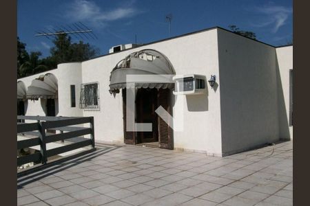 Casa à venda com 5 quartos, 548m² em Jardim Santa Helena, São Paulo