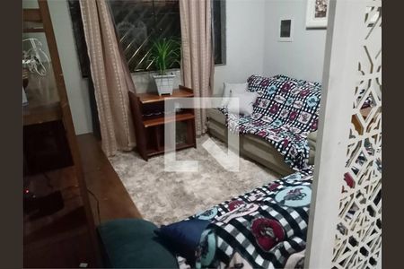 Casa à venda com 3 quartos, 101m² em Vila Barbosa, São Paulo