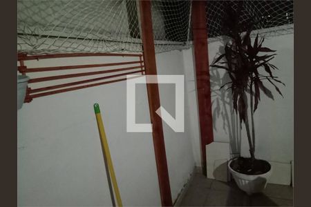 Casa à venda com 3 quartos, 101m² em Vila Barbosa, São Paulo