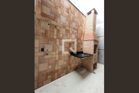 Casa à venda com 3 quartos, 130m² em Vila Mazzei, São Paulo