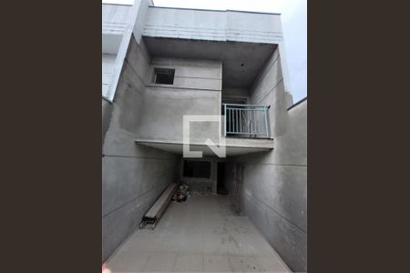 Casa à venda com 3 quartos, 130m² em Vila Mazzei, São Paulo