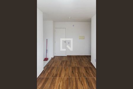 Sala de apartamento para alugar com 2 quartos, 42m² em Jardim Egle, São Paulo