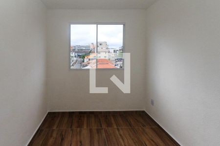 Quarto de apartamento para alugar com 2 quartos, 42m² em Jardim Egle, São Paulo