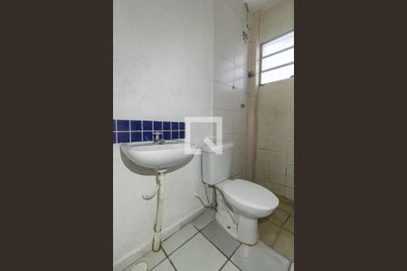 Banheiro de casa para alugar com 1 quarto, 55m² em Jardim Paraíso, São Paulo