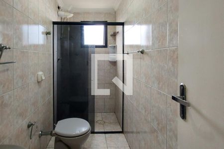 Apartamento para alugar com 138m², 3 quartos e 1 vaga Apartamento para alugar com 138m², 3 quartos e 1 vagaBanheiro da Suíte