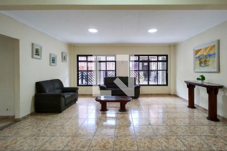Apartamento para alugar com 138m², 3 quartos e 1 vaga Apartamento para alugar com 138m², 3 quartos e 1 vagaÁrea comum - Salão de festas