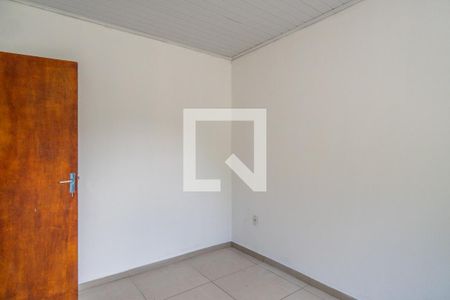 Quarto 1 de casa para alugar com 2 quartos, 76m² em Medianeira, Porto Alegre