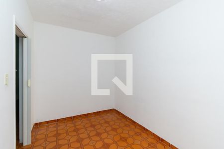 Quarto 2 de casa para alugar com 3 quartos, 100m² em Vila Cleonice, São Paulo