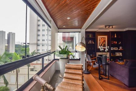 Varanda de apartamento à venda com 3 quartos, 186m² em Vila Suzana, São Paulo