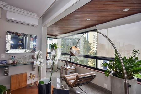 Varanda de apartamento à venda com 3 quartos, 186m² em Vila Suzana, São Paulo