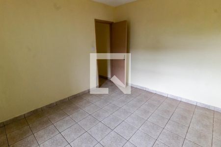 Sala de casa para alugar com 2 quartos, 70m² em Campo Limpo, São Paulo