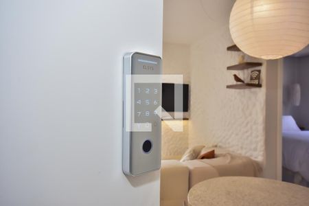 Fechadura Eletrônica de apartamento à venda com 2 quartos, 42m² em Cidade Jardim, São Paulo