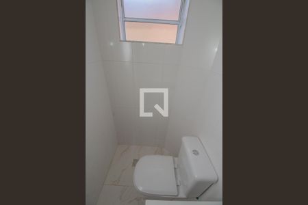 Lavabo de casa para alugar com 2 quartos, 80m² em Parque Sao Rafael, São Paulo